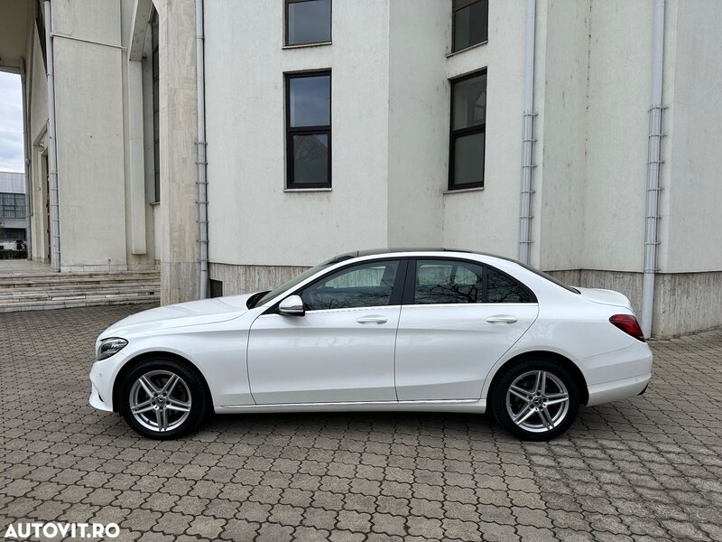 Mercedes-Benz C 220